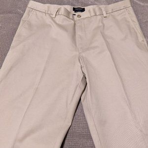 3/$15  38 X 30 Mens Dockers Pants
